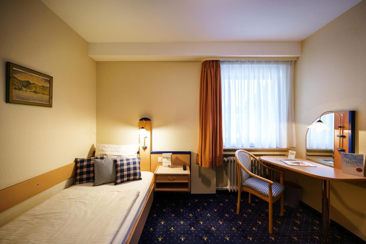 Hotel Ruedesheimer Hof Rüdesheim am Rhein Esterno foto